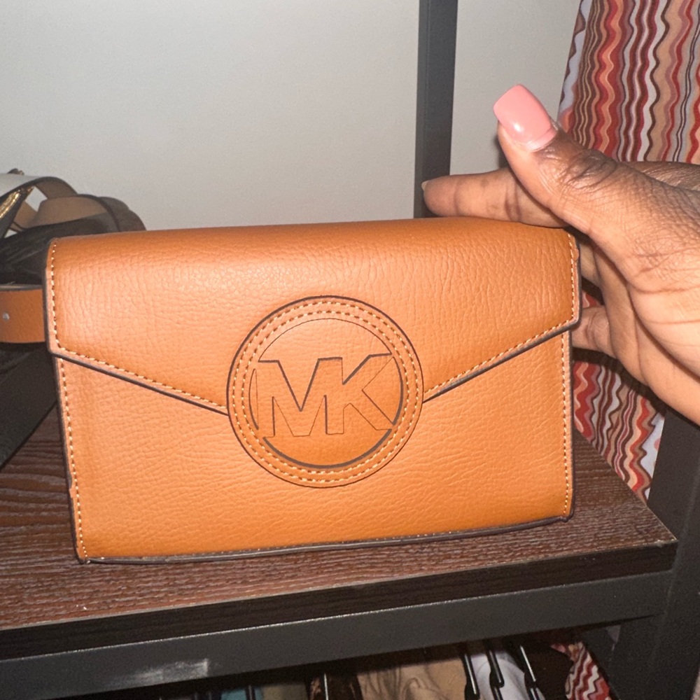 Michael Kors Brown Leather Wristlet